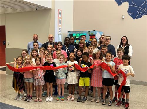 arrowhead students excited about new book vending machine